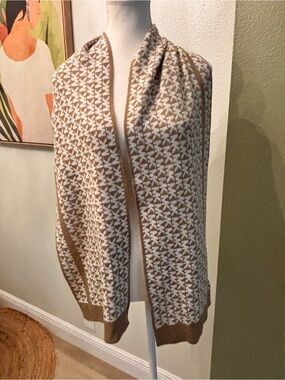 Michael Kors scarf NWOT